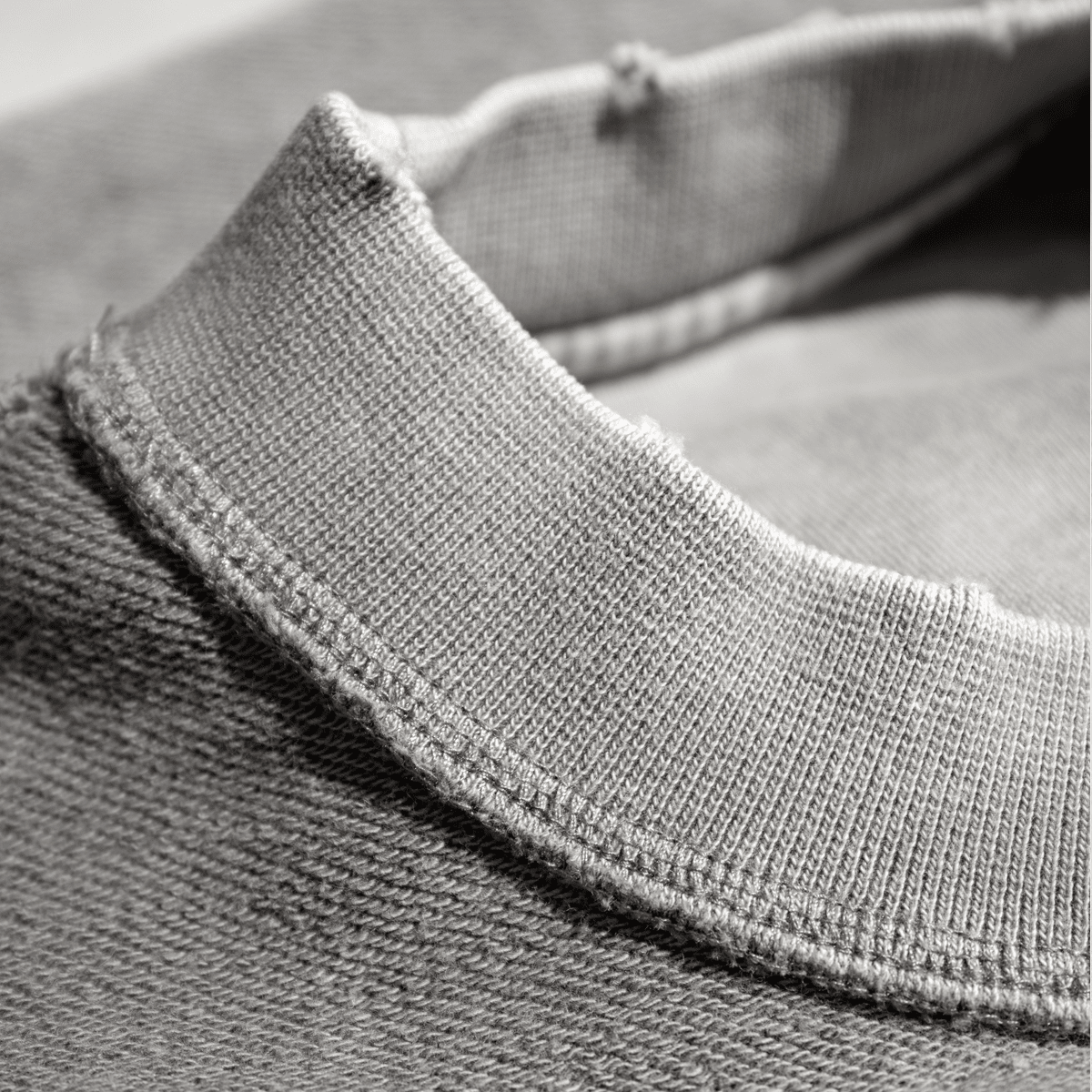 Washed Raw-Edge Cropped Crew Neck Sweatshirt（380GSM）