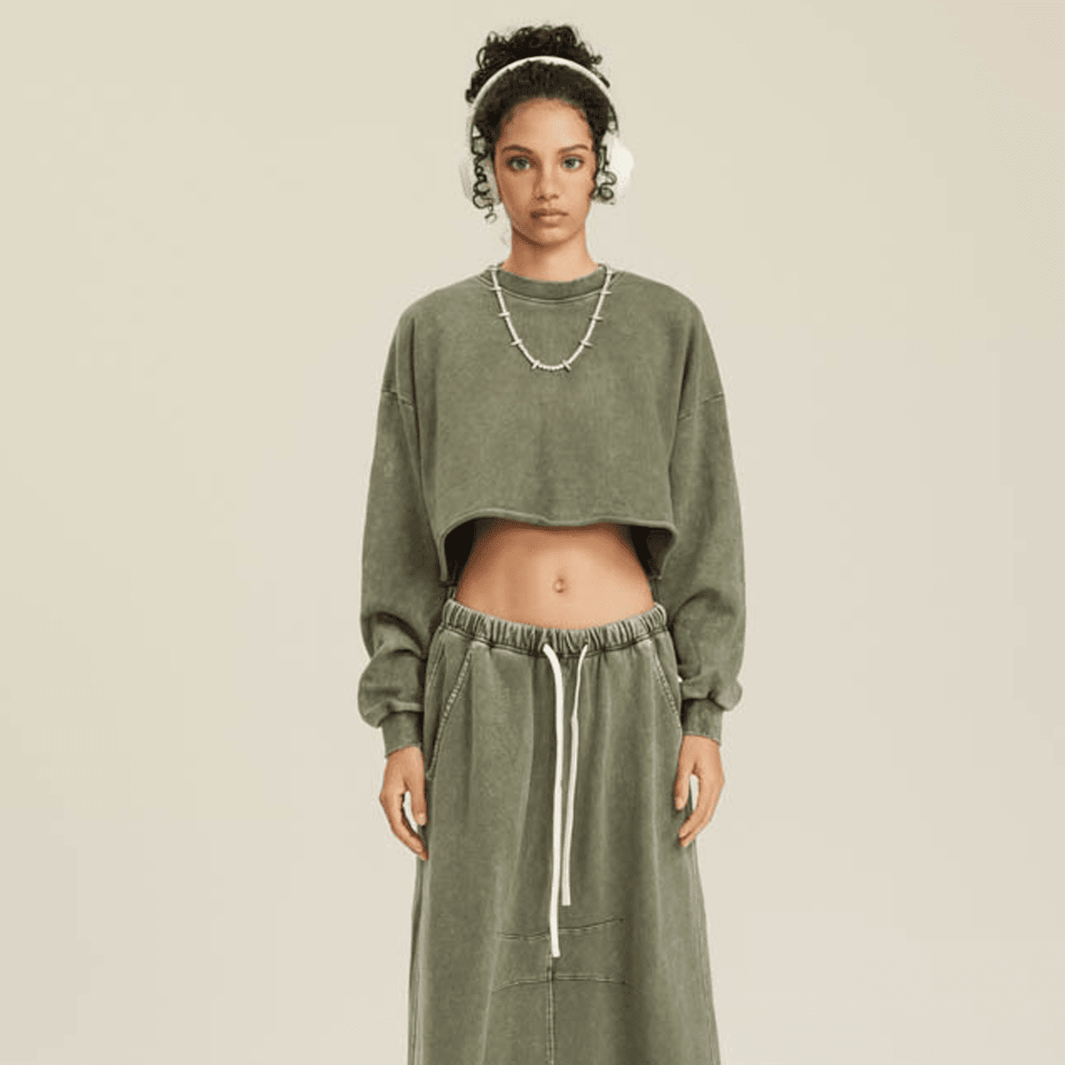 Washed Raw-Edge Cropped Crew Neck Sweatshirt（380GSM）